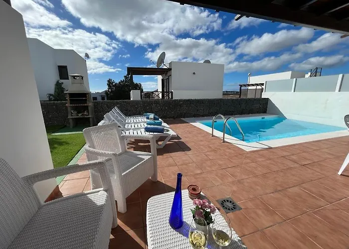 بيت للعطل Aloe 4